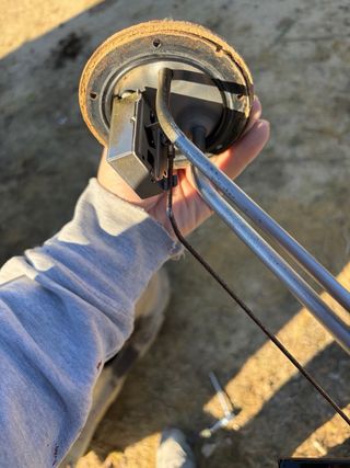 Aforador y depósito Mitsubishi Montero