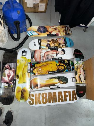 Tablas Skate Playboy SK8MAFIA