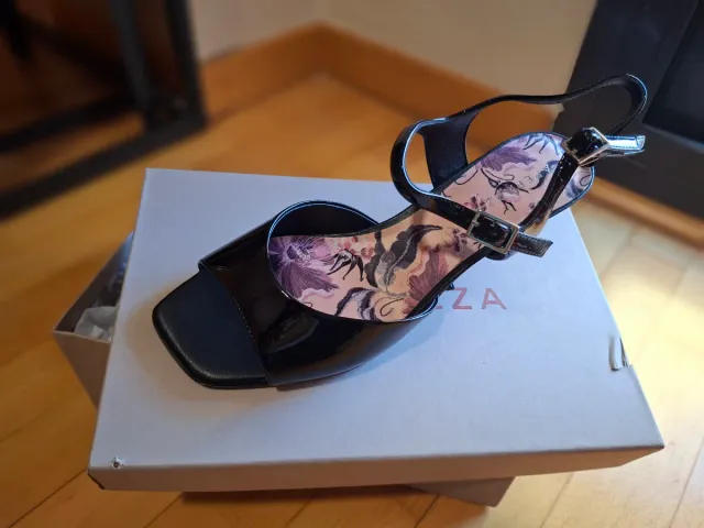 Sandalias de vestir negras sin estrenar T41