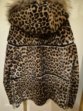 Abrigo Piel  de canguro.Animal Print Luis Campoy