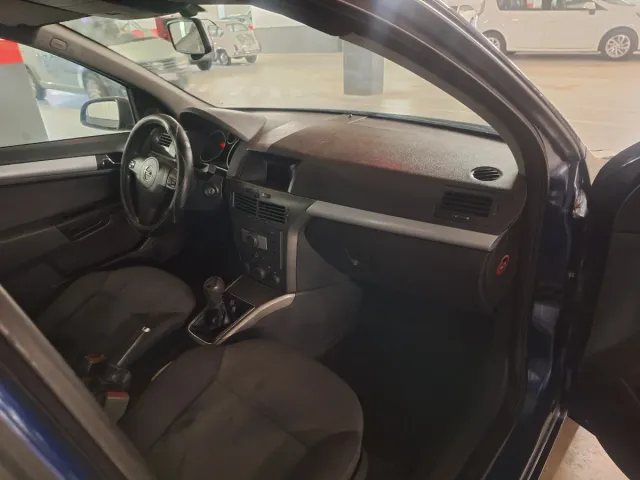 Opel Astra 2006