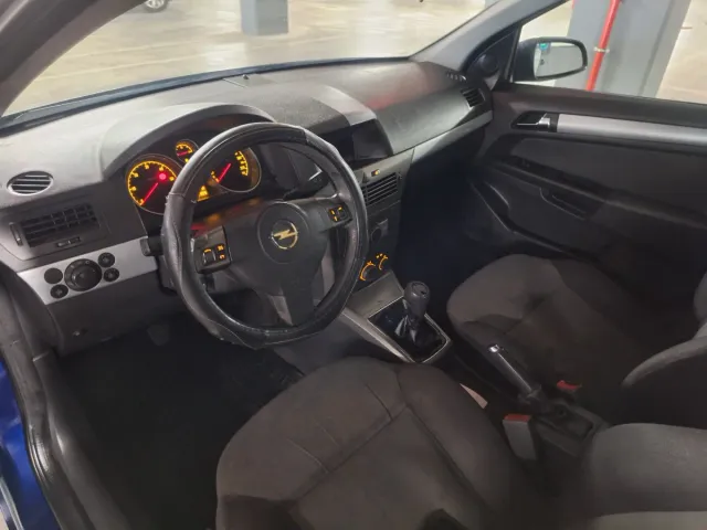 Opel Astra 2006
