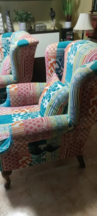 Sillón tapizado patchwork. 2 sillones