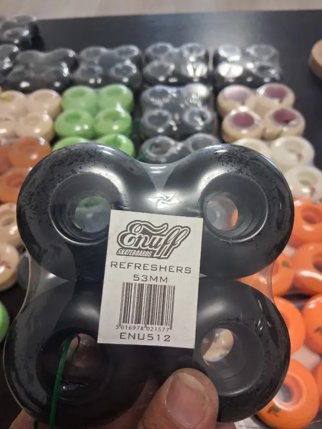 Ruedas de Skateboard ENUFF CORE LITES