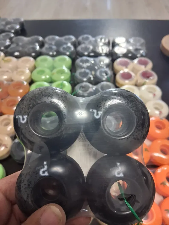 Ruedas de Skateboard ENUFF CORE LITES