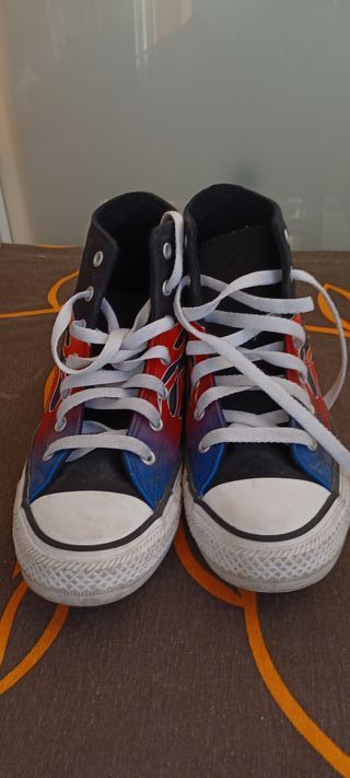 Zapatillas altas niño llamas multicolor