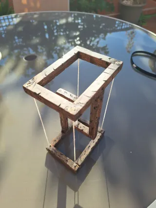 Figura artesanal de madera