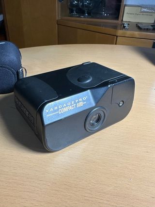 Telémetro Bushnell Yardagepro Compact 600