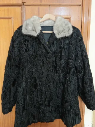 Chaquetón de piel negro y gris para mujer