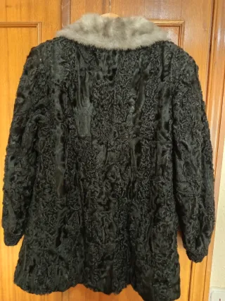 Chaquetón de piel negro y gris para mujer