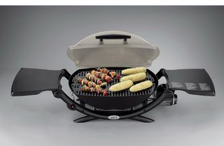 Weber Q2000 Barbecue a Gas, Griglie da 54 x 39