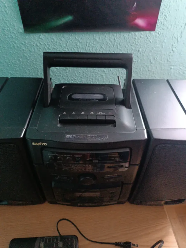 Minicadena Sony Negra