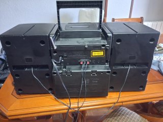 Minicadena Sanyo Negra