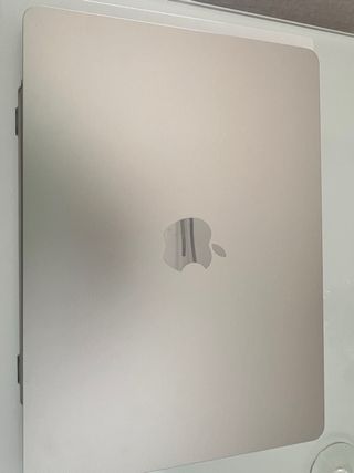MacBook Air  13.6 pulgadas  chip M2 SSD  256 GB