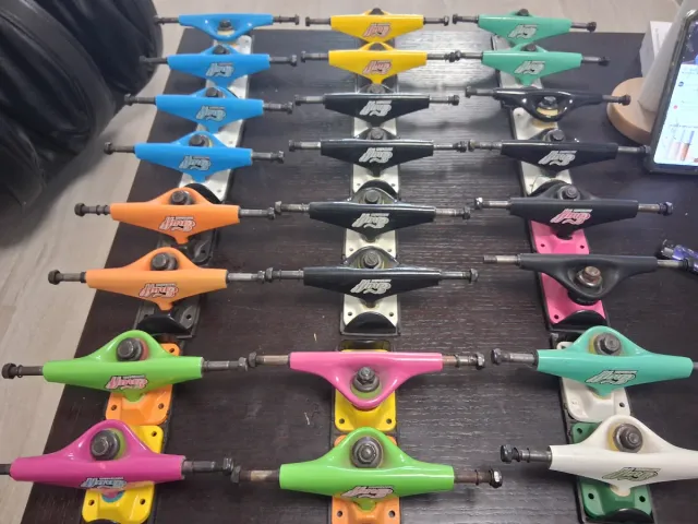 Ejes Snuf Skateboards