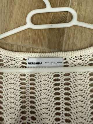Chaqueta crochet blanca Bershka