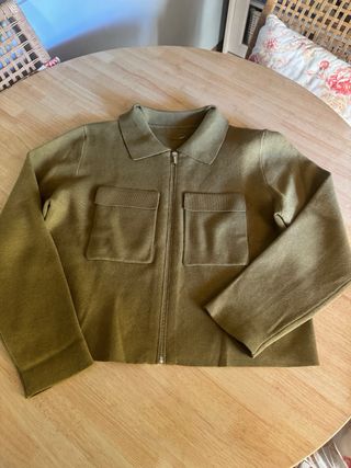 Chaqueta Kiabi verde talla 44