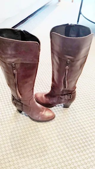 Botas de piel marrones