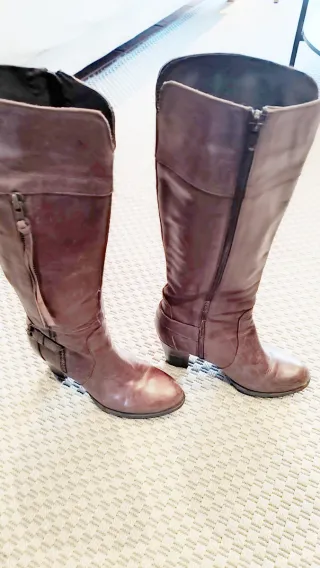 Botas de piel marrones