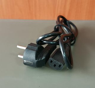 Cable de alimentación para ordenador