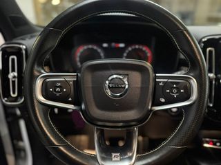 Volvo XC40 1.5 T3 R-Design