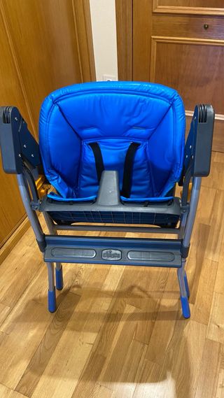 Trona bebé plegable azul marca chicco