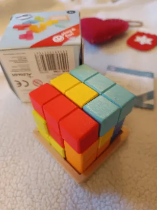 Cubo puzzle in legno per bambini