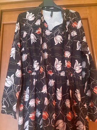 Vestito lungo floreale maniche lunghe