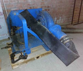 Bomba centrifuga aspiración tractor.