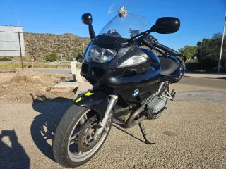 BMW R1100S