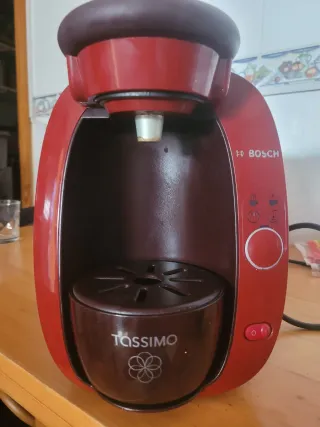 Cafetera Bosch Tassimo Roja