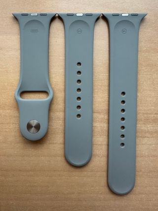 Apple Watch 44mm. Cinturino Sport in Titanio Grigio Chiaro