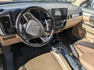 Mitsubishi Outlander 2014