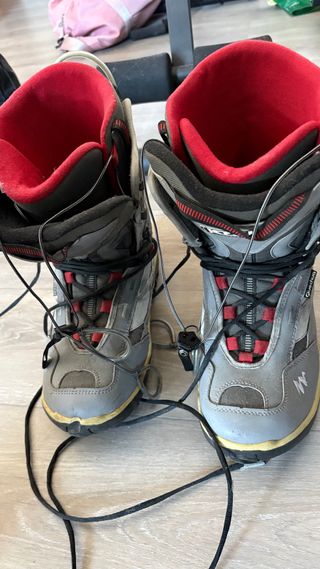 Tabla Snowboard + Botas + Casco