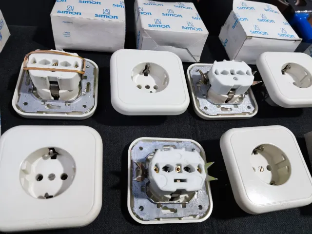 Enchufe Simon 31 Mecanismo Cerámico