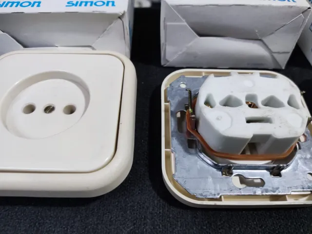 Enchufe Simon 31 Mecanismo Cerámico