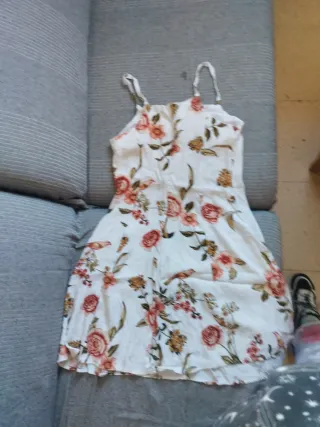 Vestido corto floral verano