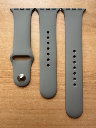 Apple Watch 40mm. Cinturino Sport in Titanio Grigio Chiaro