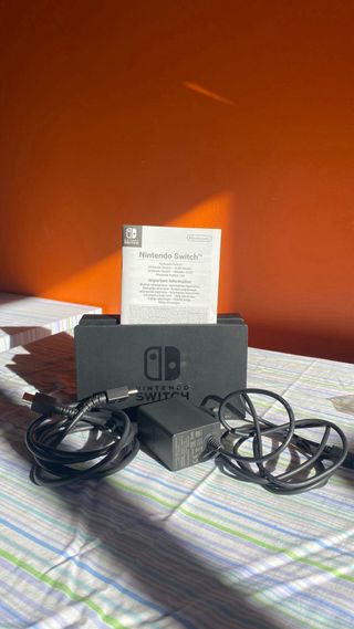 Nintendo Switch con Joy-Cons Azul y Rojo