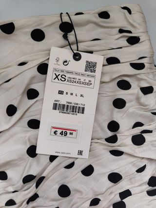 Minifalda Zara Beige Lunares + Mango Marrón Cuadro