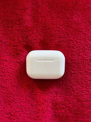 Cargador AirPods Apple