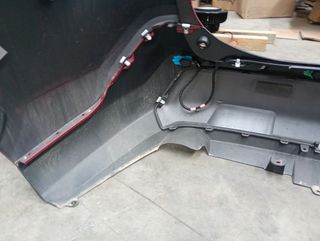 Toyota RAV4 paragolpe trasero