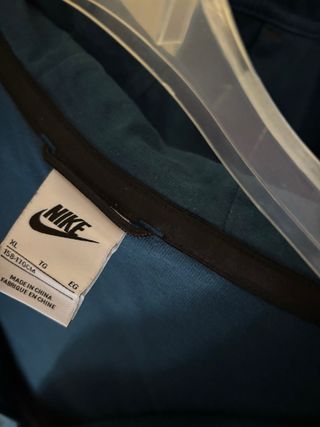 Conjunto deportivo Nike sudadera y pantalón