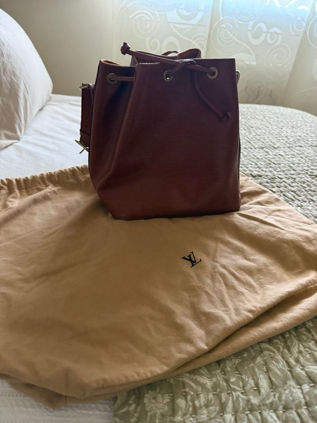 Bolso Louis Vuitton Epi Cuero Marrón