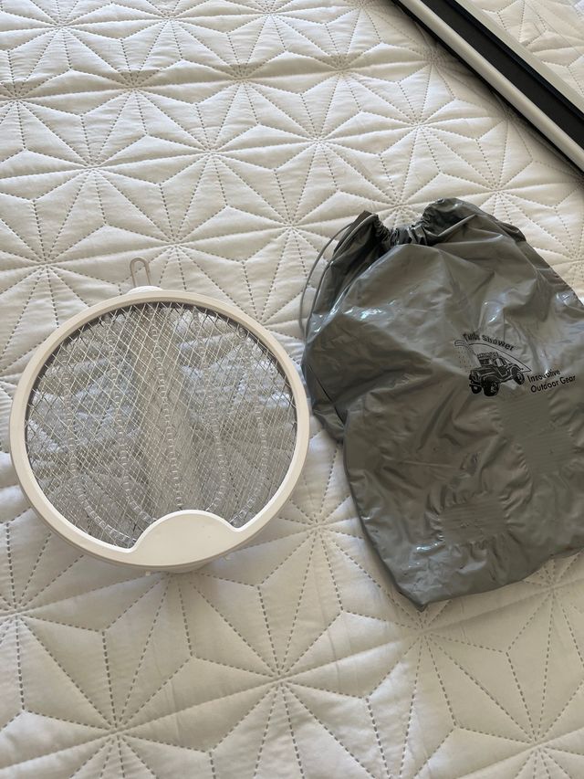 Ducha portátil Midland + Raqueta mosquitos