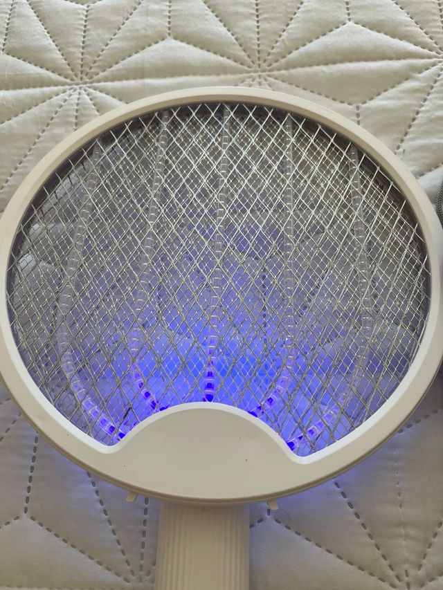 Ducha portátil Midland + Raqueta mosquitos