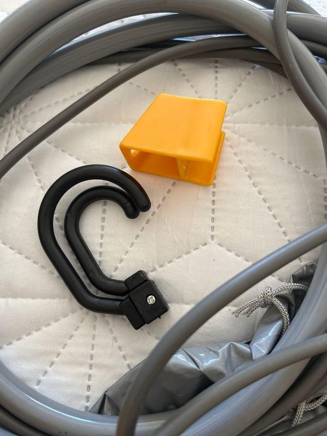 Ducha portátil Midland + Raqueta mosquitos