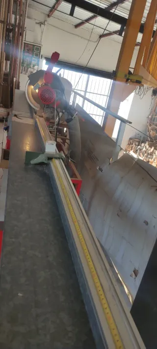 Tronzadora Honga 300 con topes