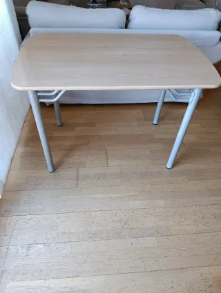 Mesa de cocina madera y metal