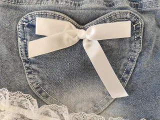 Shorts vaqueros coquette con encaje